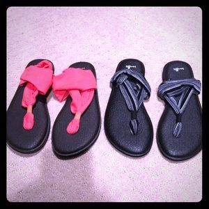 Sanuk Women’s Sandals (2 pair) Size 7.5US